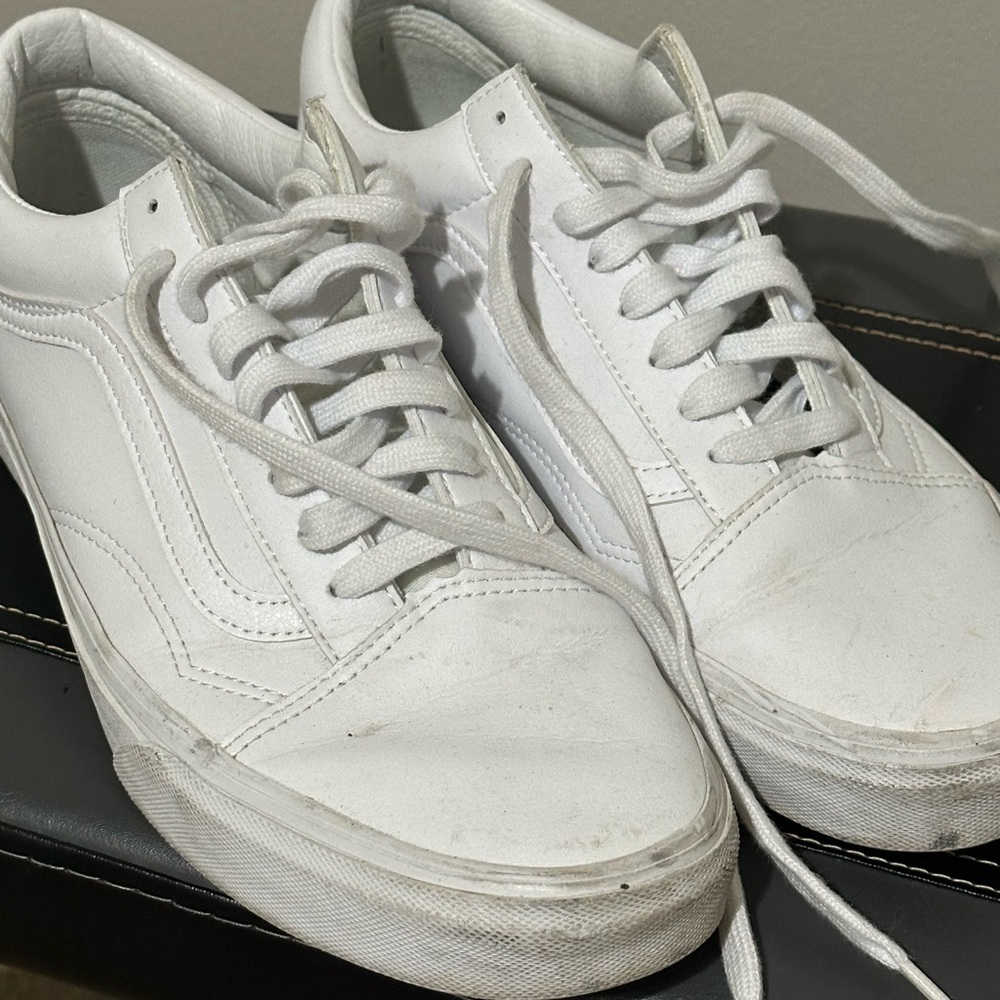 Vans Old Skool White Synthetic Leather Men's Sneakers